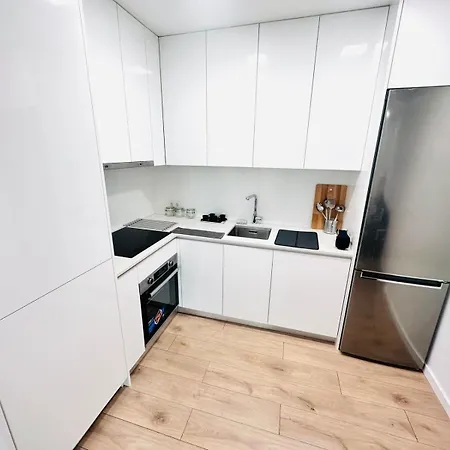 Center 3 Bedroom Flat Next To Avenida Almirante Reis * Lisbon