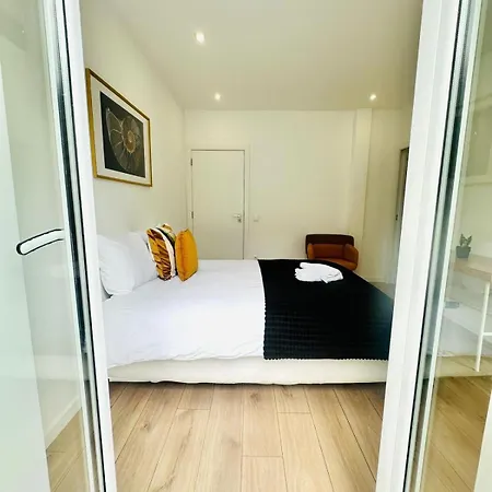 Center 3 Bedroom Flat Next To Avenida Almirante Reis Lisbon