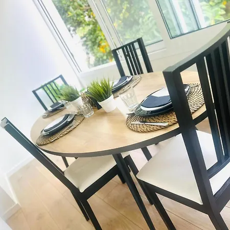 Center 3 Bedroom Flat Next To Avenida Almirante Reis * Lisbon