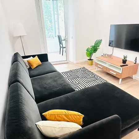 Center 3 Bedroom Flat Next To Avenida Almirante Reis Apartment