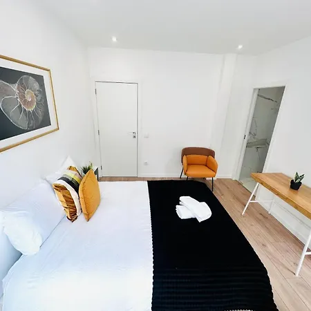Center 3 Bedroom Flat Next To Avenida Almirante Reis Appartamento Lisbona