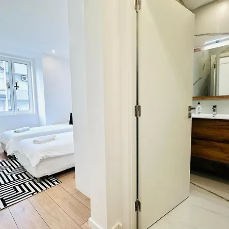Center 3 Bedroom Flat Next To Avenida Almirante Reis Lisbona