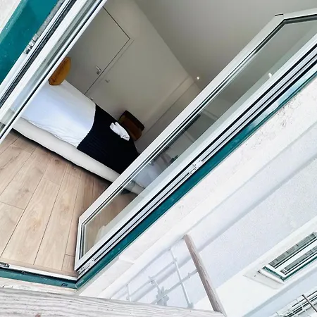 Center 3 Bedroom Flat Next To Avenida Almirante Reis Lisbona