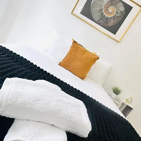 Center 3 Bedroom Flat Next To Avenida Almirante Reis Appartement Lisboa