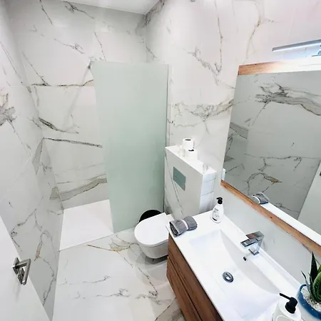 Center 3 Bedroom Flat Next To Avenida Almirante Reis Lisbona